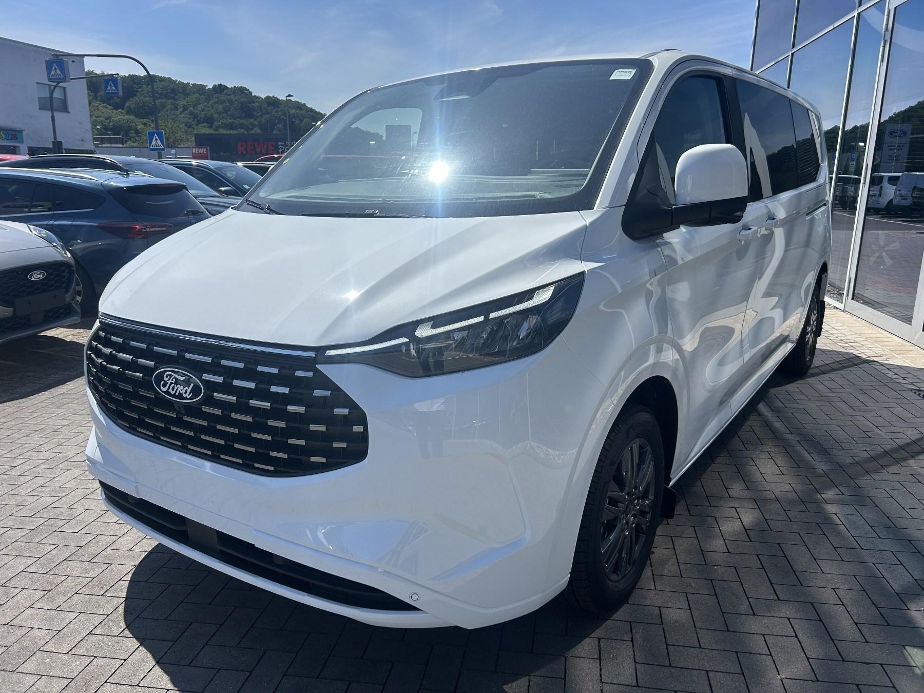 FORD Titanium 340 227PS L2 2.5 Duratec PHEV FORD Titanium 340 227PS L2 2.5 Duratec PHEV