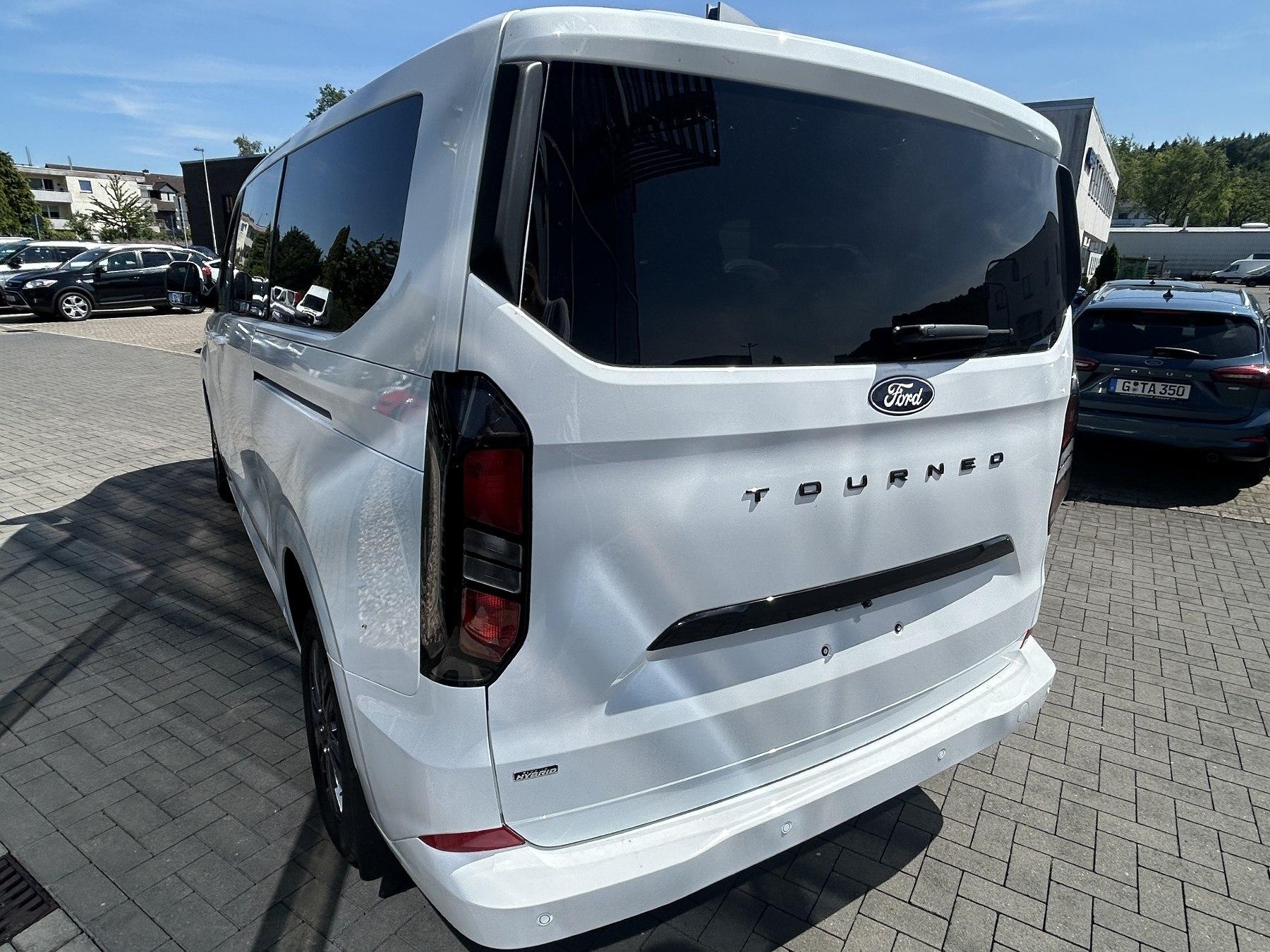 FORD Titanium 340 227PS L2 2.5 Duratec PHEV FORD Titanium 340 227PS L2 2.5 Duratec PHEV