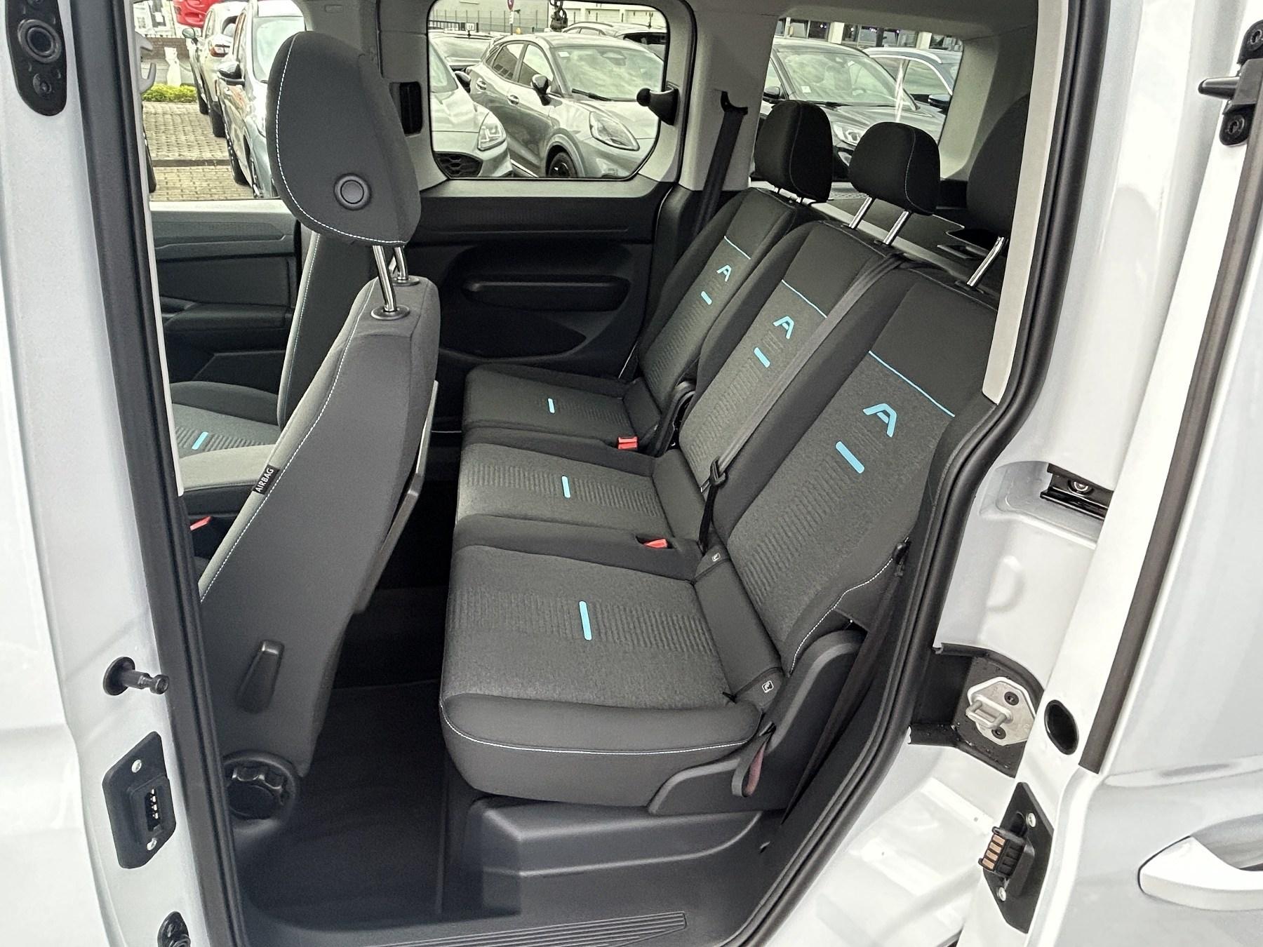 FORD Connect PHEV Active FORD Connect PHEV Active