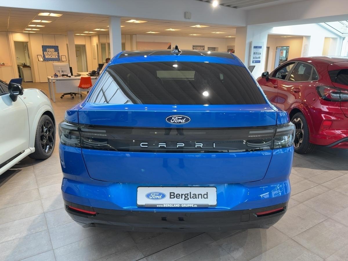 FORD Premium RWD FORD Premium RWD