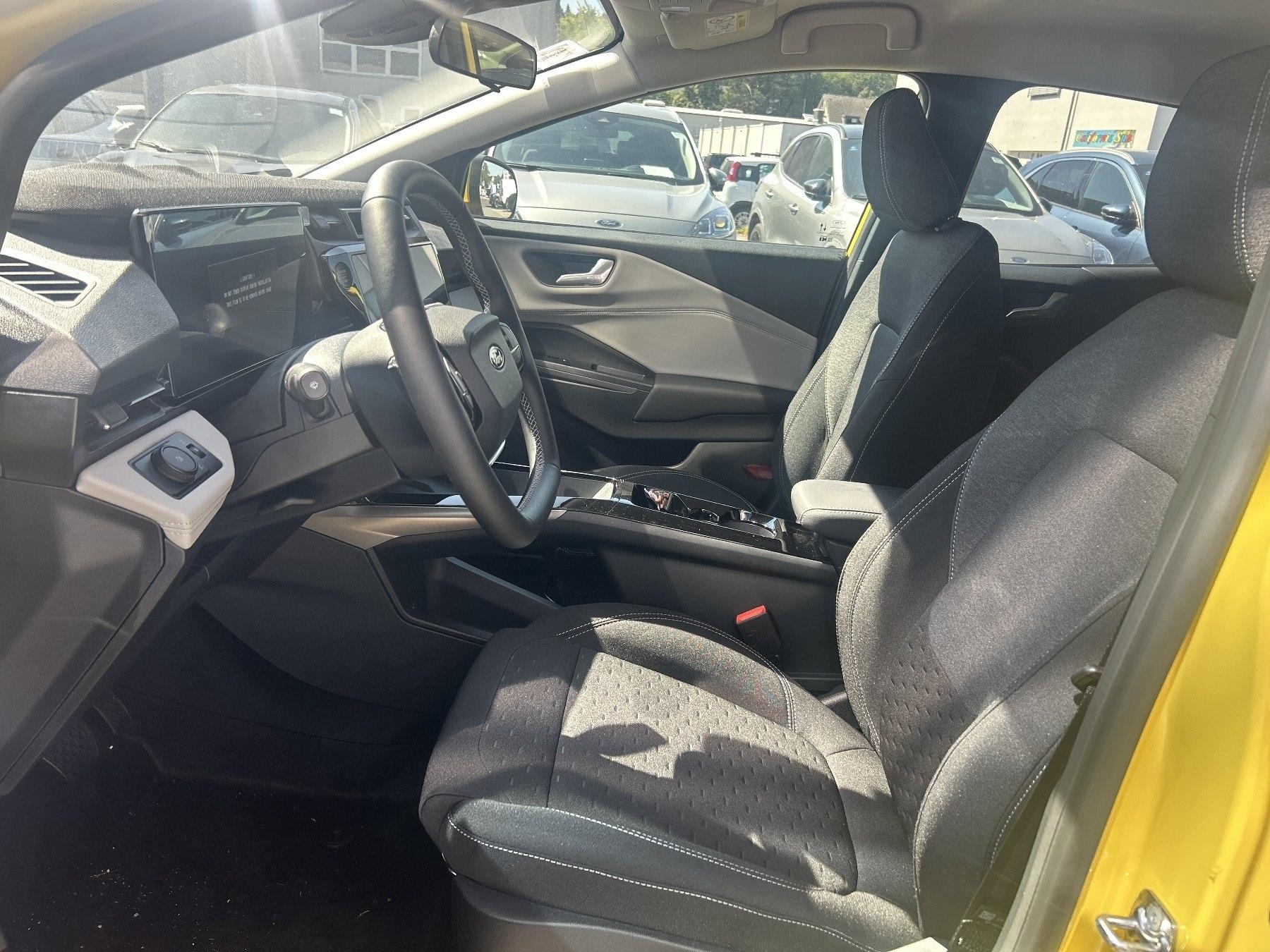 FORD Winter-Paket Ganzjahresreifen Carplay FORD Winter-Paket Ganzjahresreifen Carplay