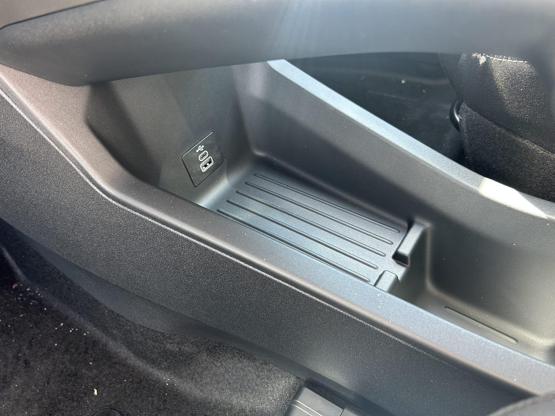 FORD Winter-Paket Ganzjahresreifen Carplay FORD Winter-Paket Ganzjahresreifen Carplay
