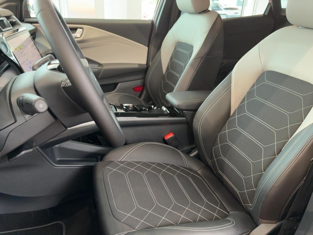 FORD 46,8 kWh Premium FORD 46,8 kWh Premium