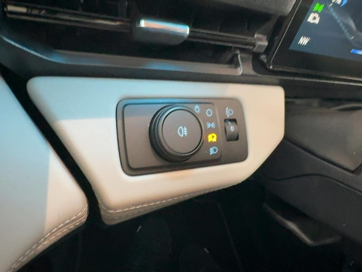 FORD 46,8 kWh Premium FORD 46,8 kWh Premium
