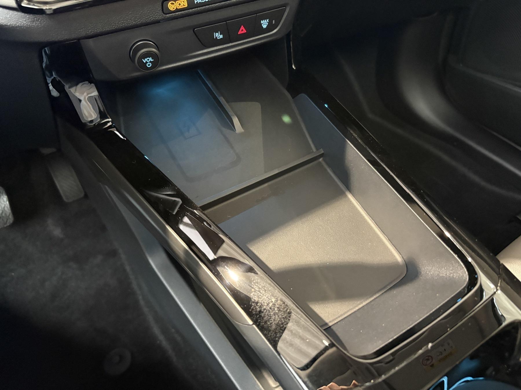 FORD 46,8 kWh Premium FORD 46,8 kWh Premium