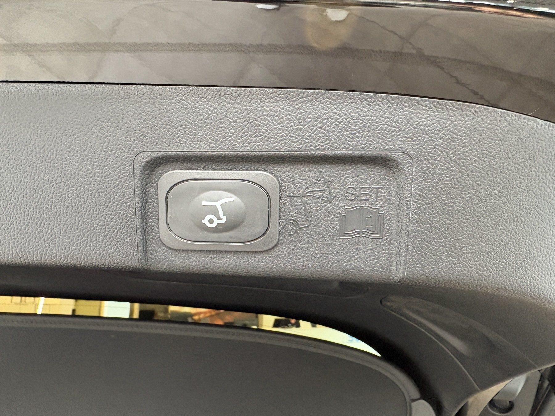 FORD 46,8 kWh Premium FORD 46,8 kWh Premium