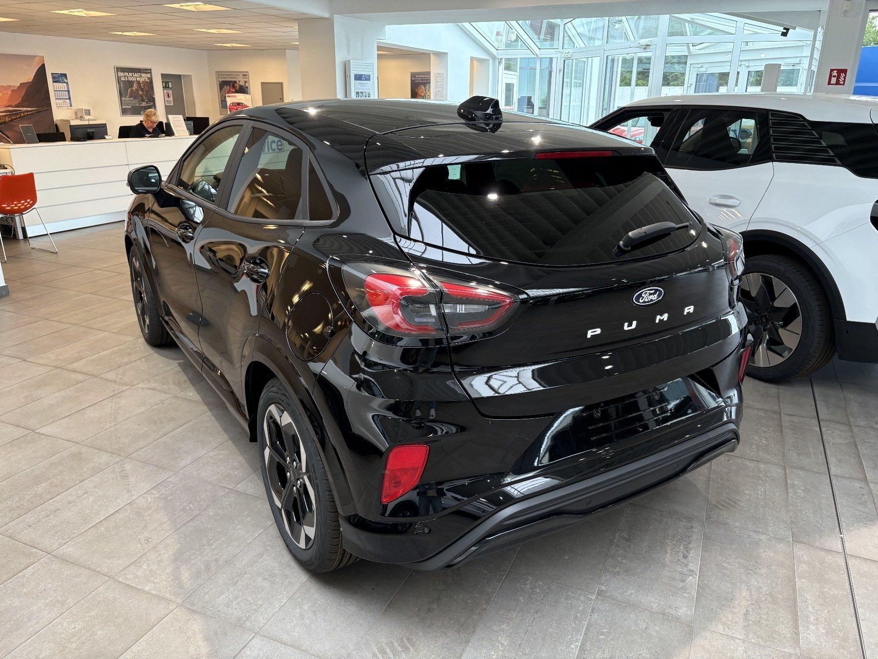 FORD 46,8 kWh Premium FORD 46,8 kWh Premium