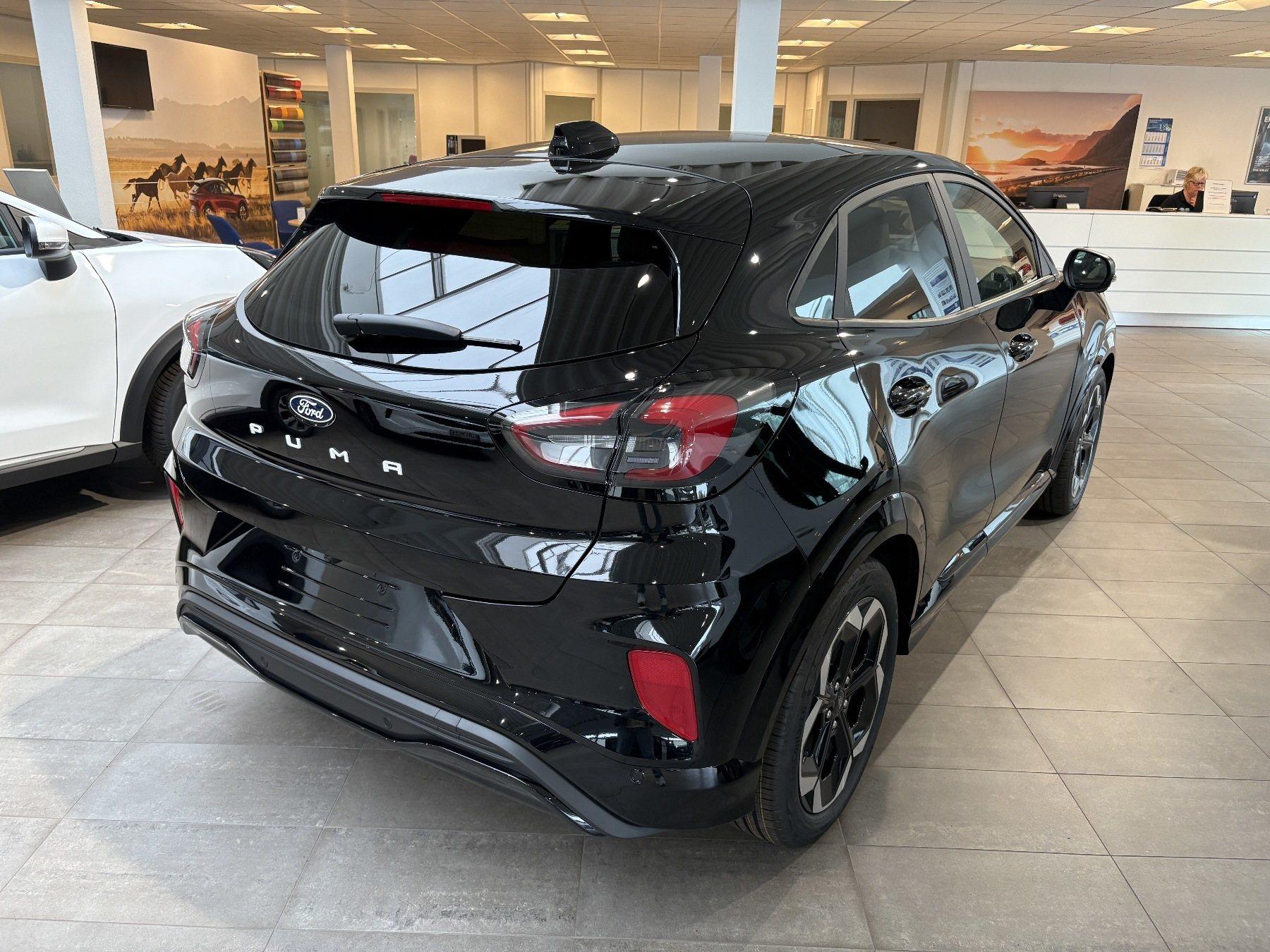 FORD 46,8 kWh Premium FORD 46,8 kWh Premium