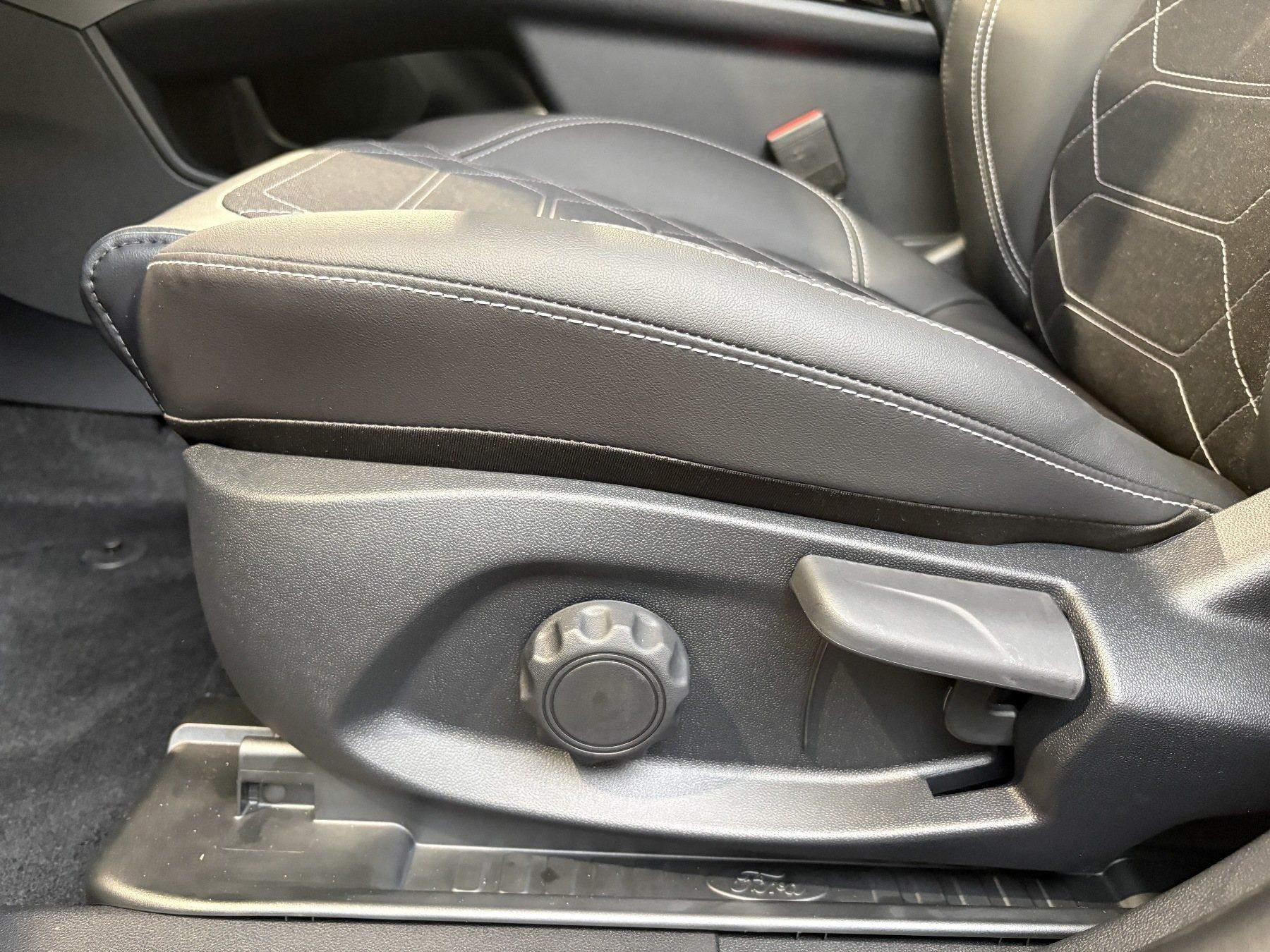 FORD 46,8 kWh Premium FORD 46,8 kWh Premium