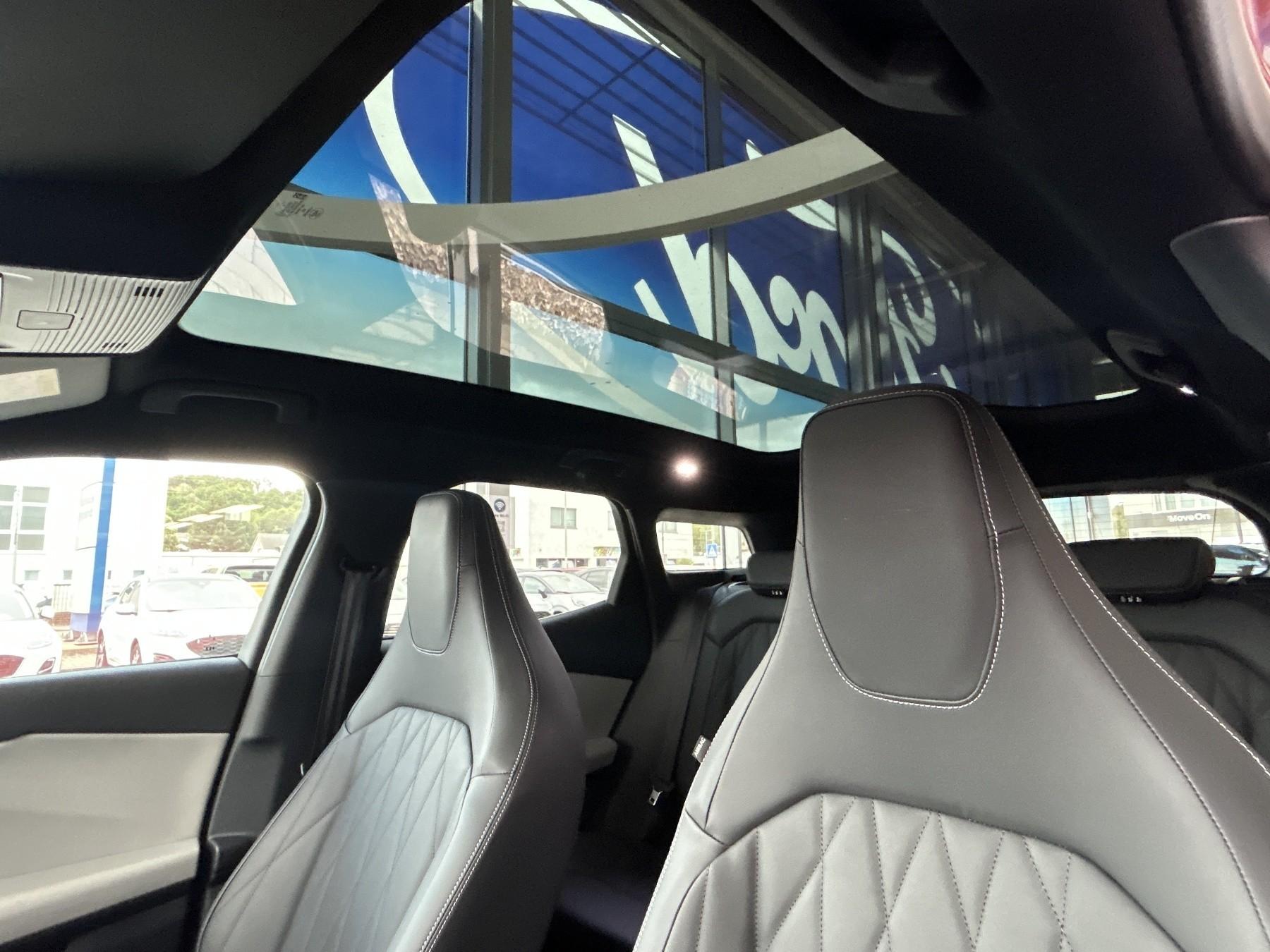 FORD Premium RWD/ FORD Premium RWD/