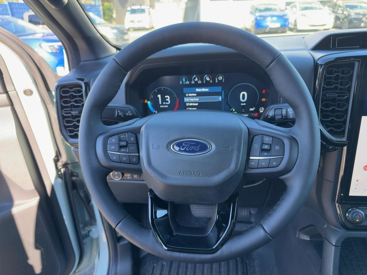 FORD Limited - Chill Grey Edition FORD Limited - Chill Grey Edition