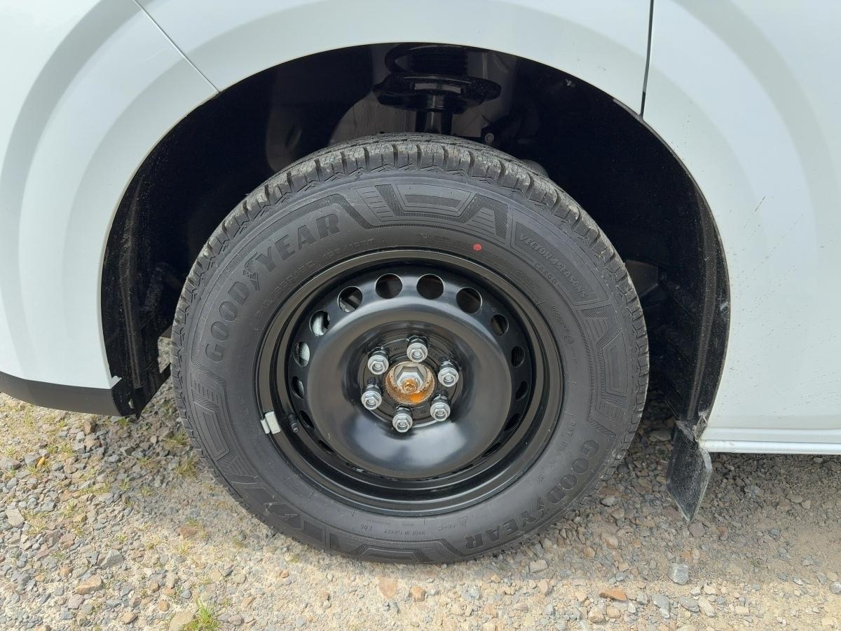 FORD 320 L2 Trend FORD 320 L2 Trend