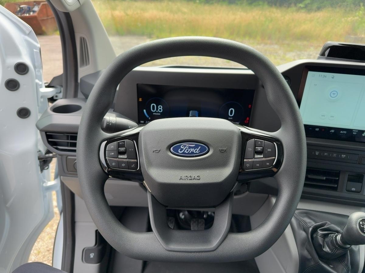 FORD 320 L2 Trend FORD 320 L2 Trend