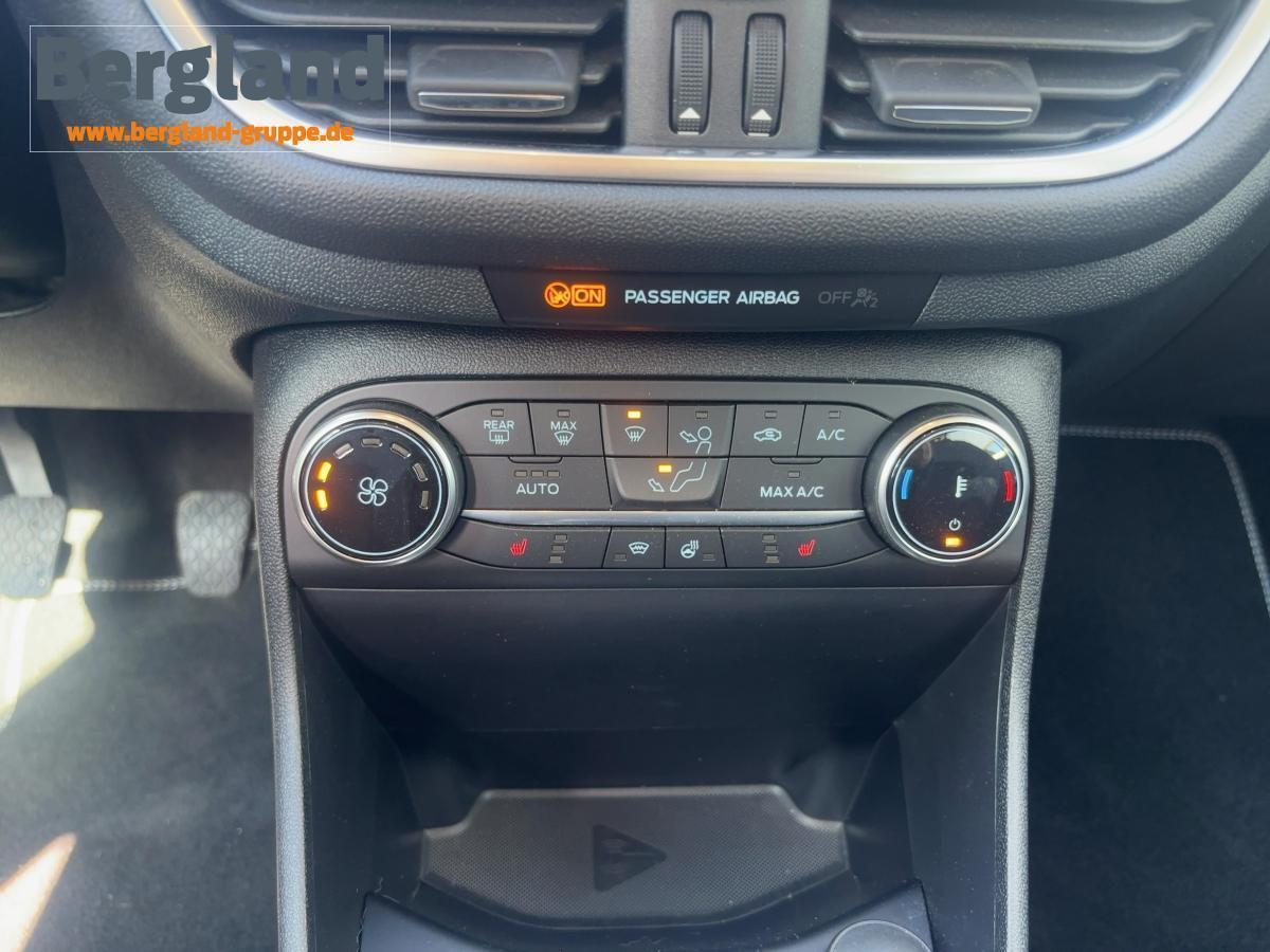 FORD TITANIUM 1.0L 125PS FORD TITANIUM 1.0L 125PS