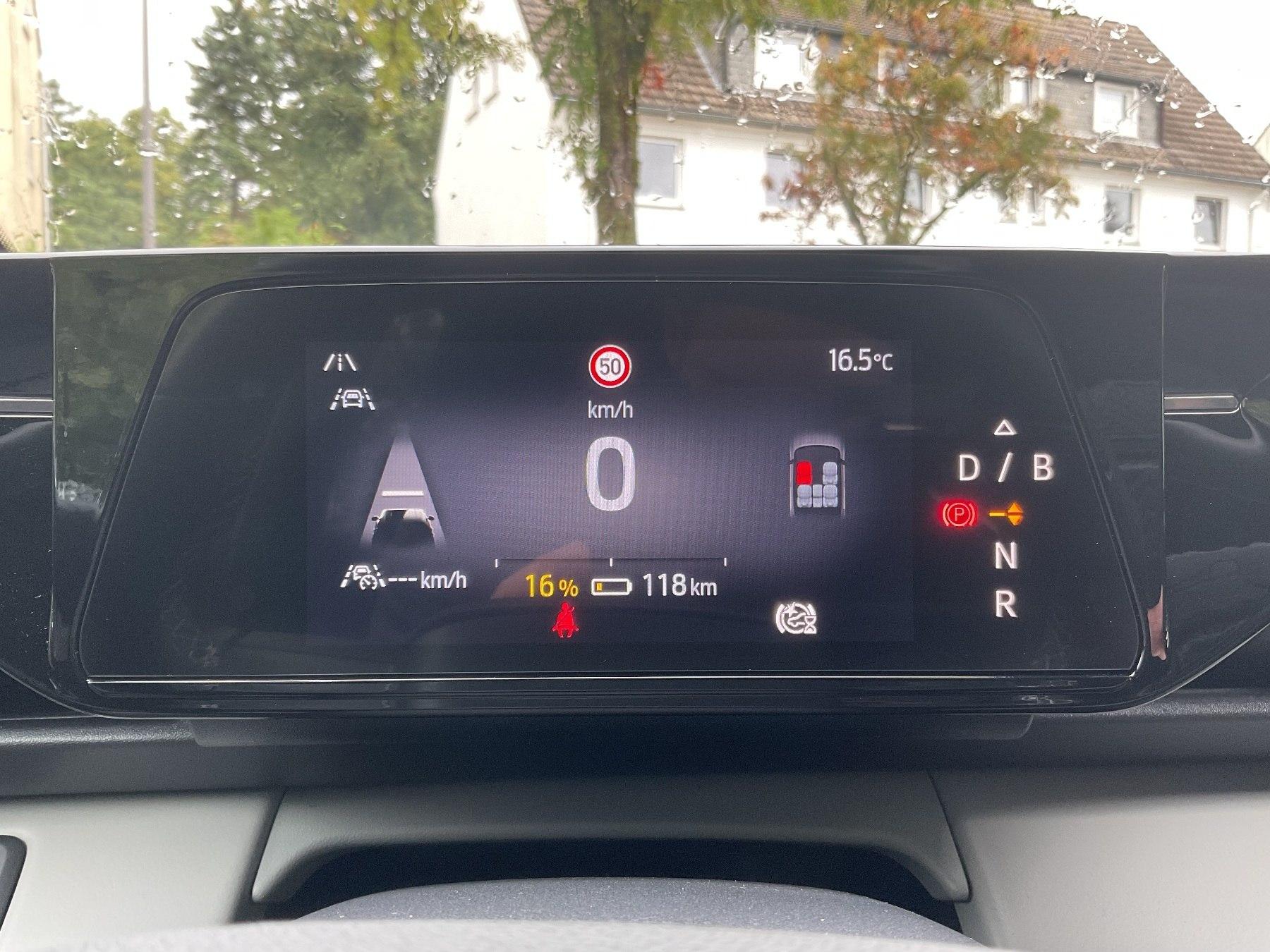 FORD Select AWD *LED*iACC*PDC*360*HUD*AHK*NAVI* FORD Select AWD *LED*iACC*PDC*360*HUD*AHK*NAVI*