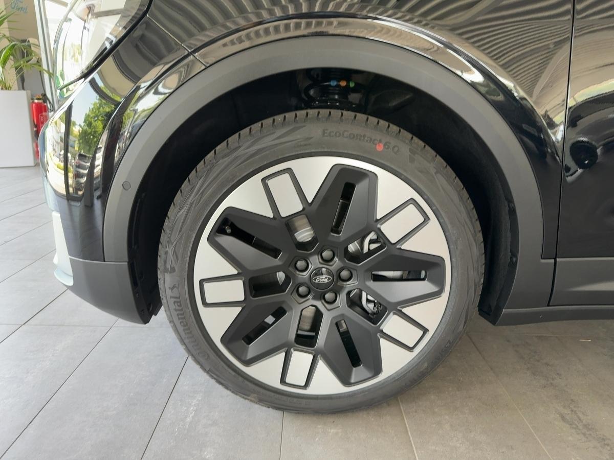 FORD PREMIUM AWD 340 PS 77 kWh FORD PREMIUM AWD 340 PS 77 kWh