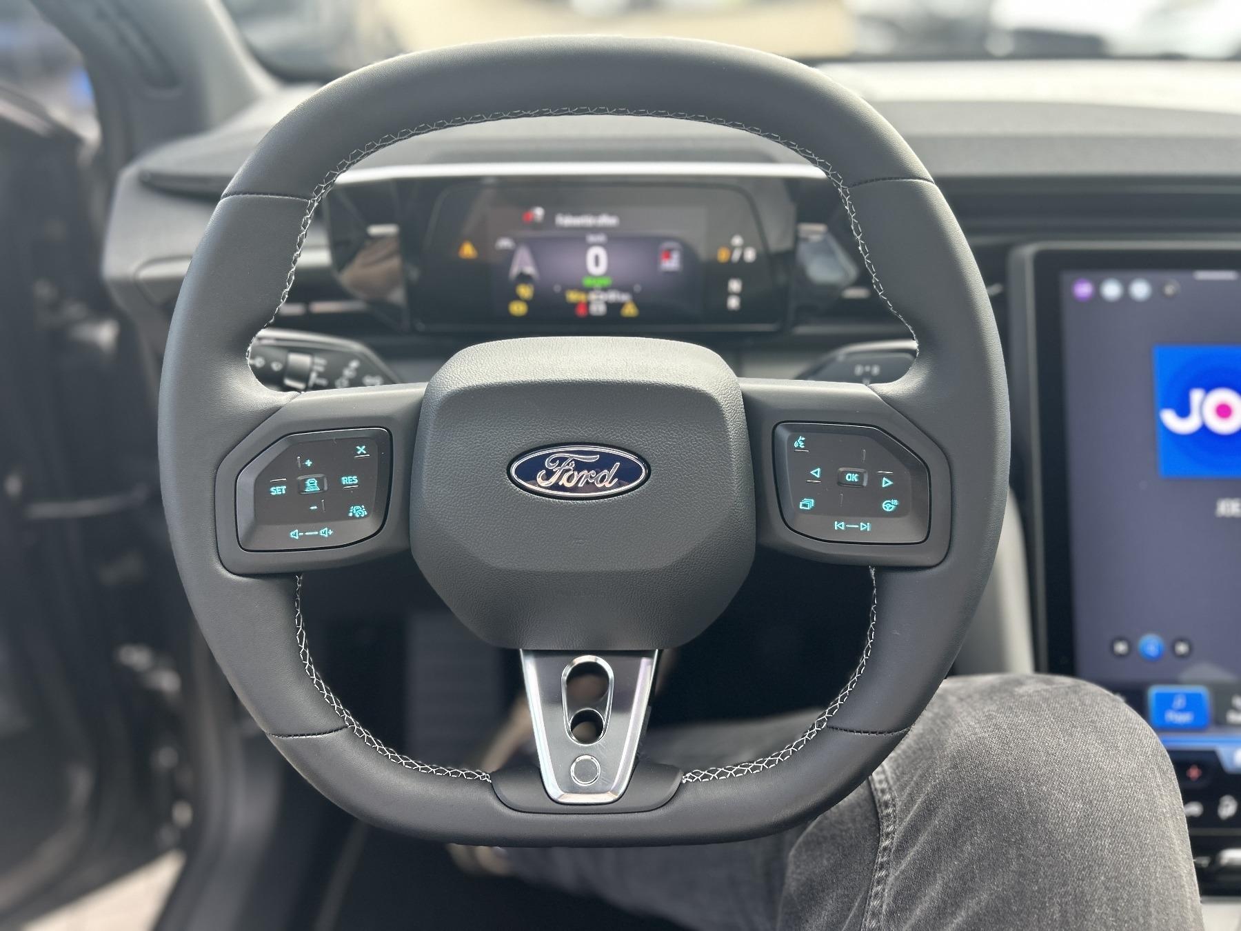 FORD Select RWD 286 PS AHK FAHRERASSISTENZPAKET FORD Select RWD 286 PS AHK FAHRERASSISTENZPAKET