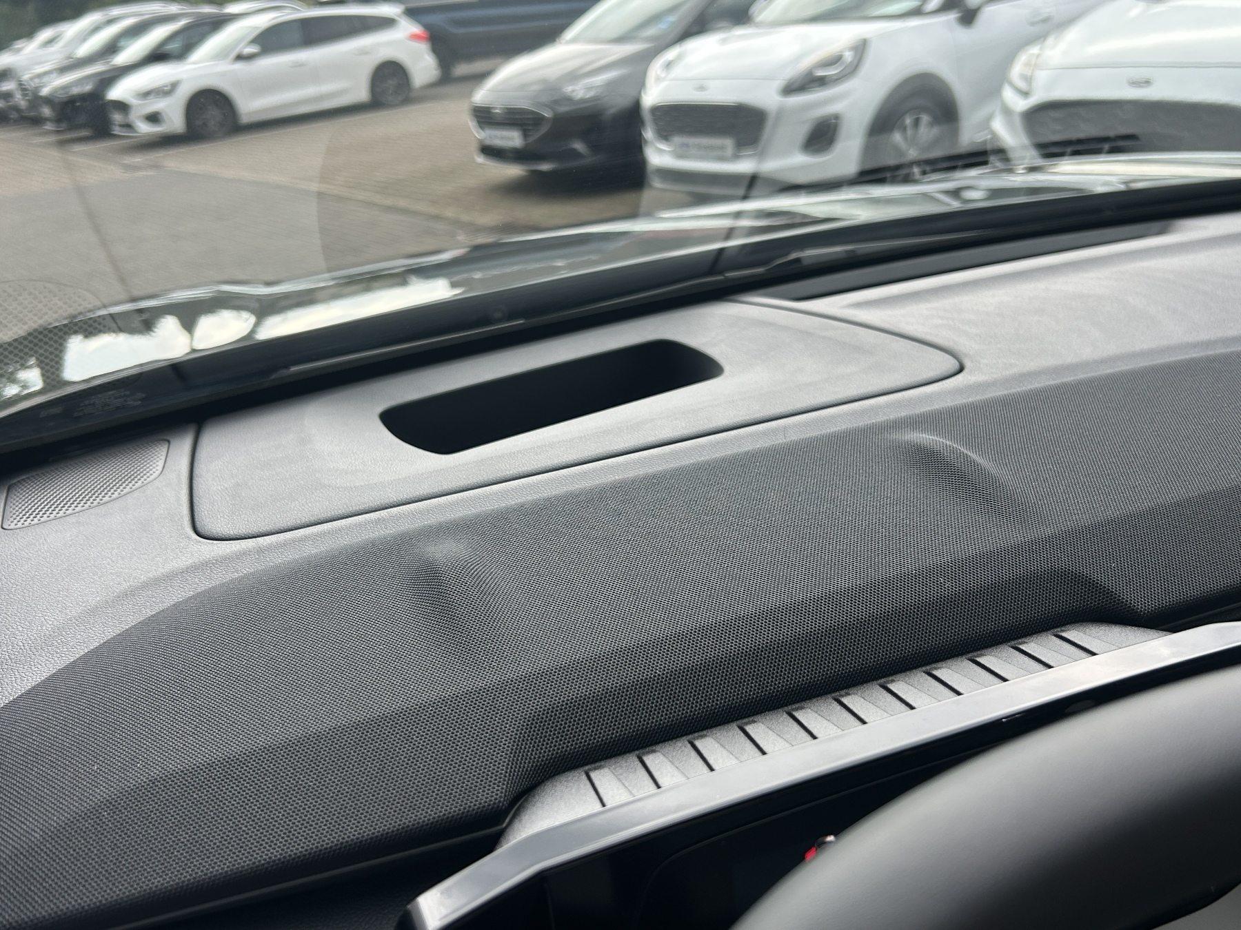 FORD Select RWD 286 PS AHK FAHRERASSISTENZPAKET FORD Select RWD 286 PS AHK FAHRERASSISTENZPAKET