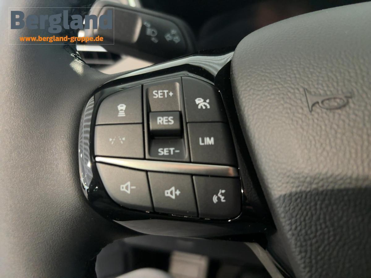 FORD TITANIUM 5D 1.5T 150 S6.2 M6 FWD FORD TITANIUM 5D 1.5T 150 S6.2 M6 FWD
