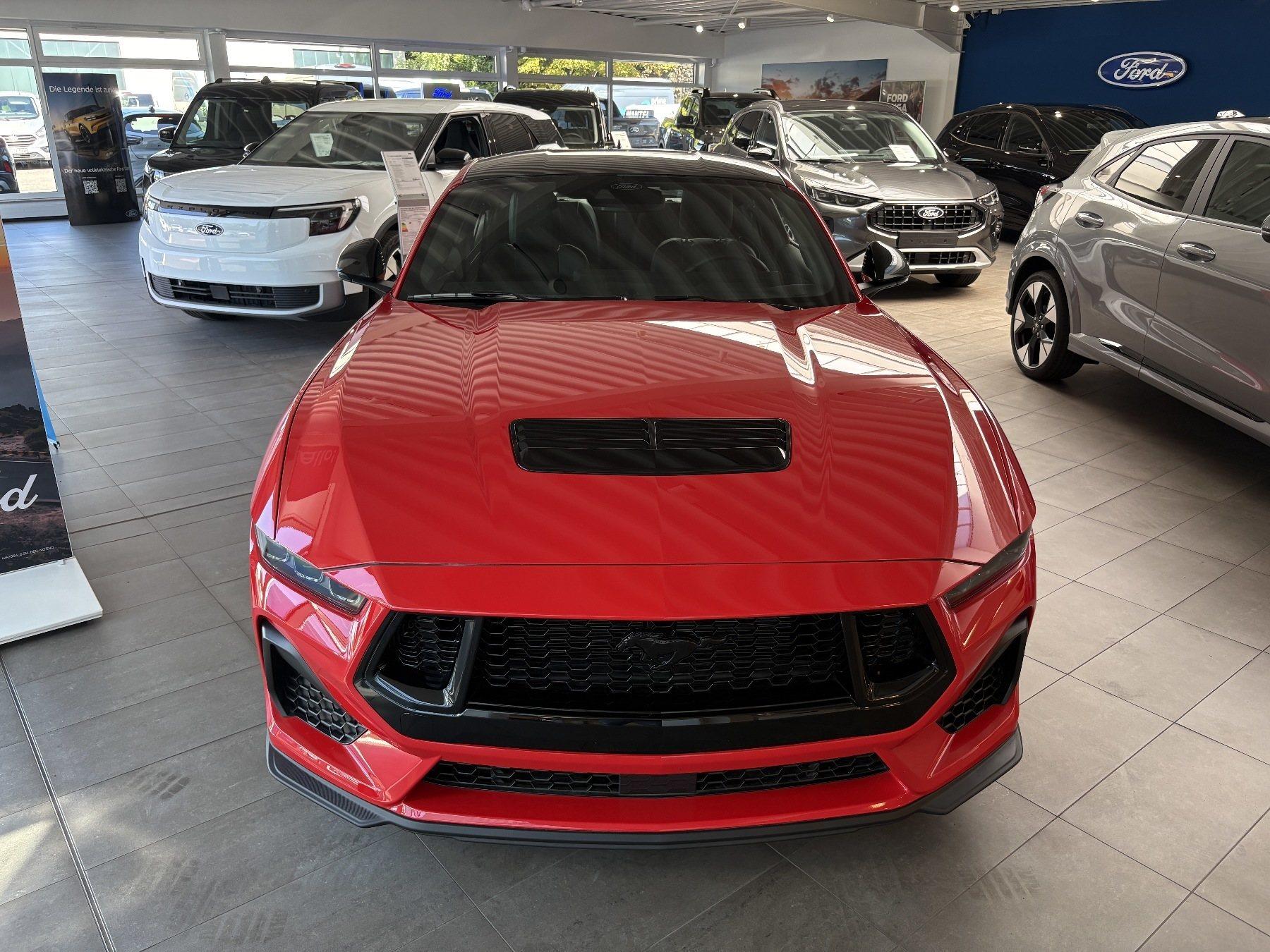 FORD 5.0 l Ti-VCT Fastback V8 GT FORD 5.0 l Ti-VCT Fastback V8 GT