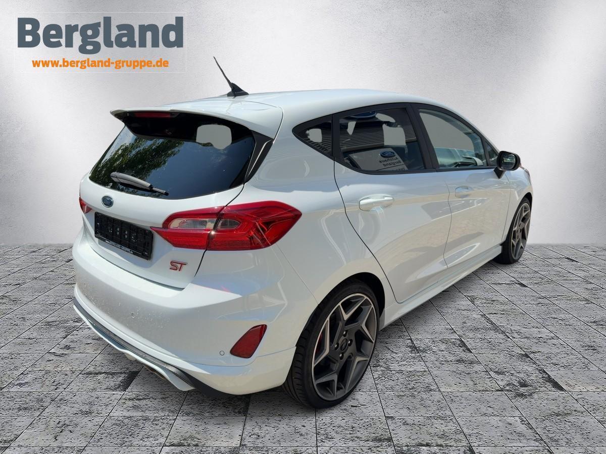 FORD ST *Leder-Exklusiv *8-fach bereift FORD ST *Leder-Exklusiv *8-fach bereift