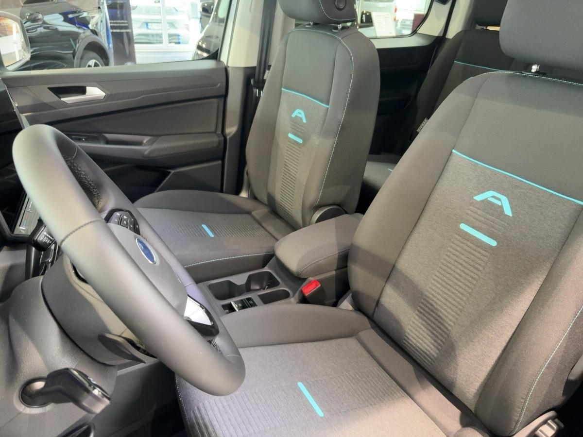 FORD Grand PHEV Active FWD FORD Grand PHEV Active FWD