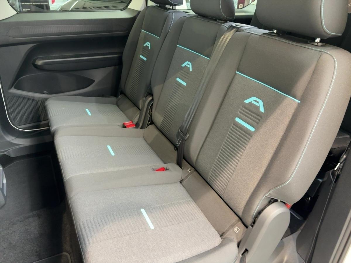 FORD Grand PHEV Active FWD FORD Grand PHEV Active FWD