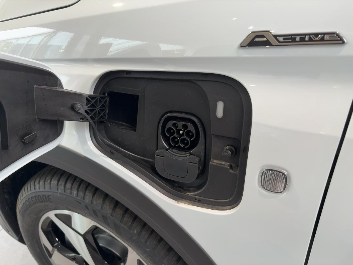 FORD Grand PHEV Active FWD FORD Grand PHEV Active FWD