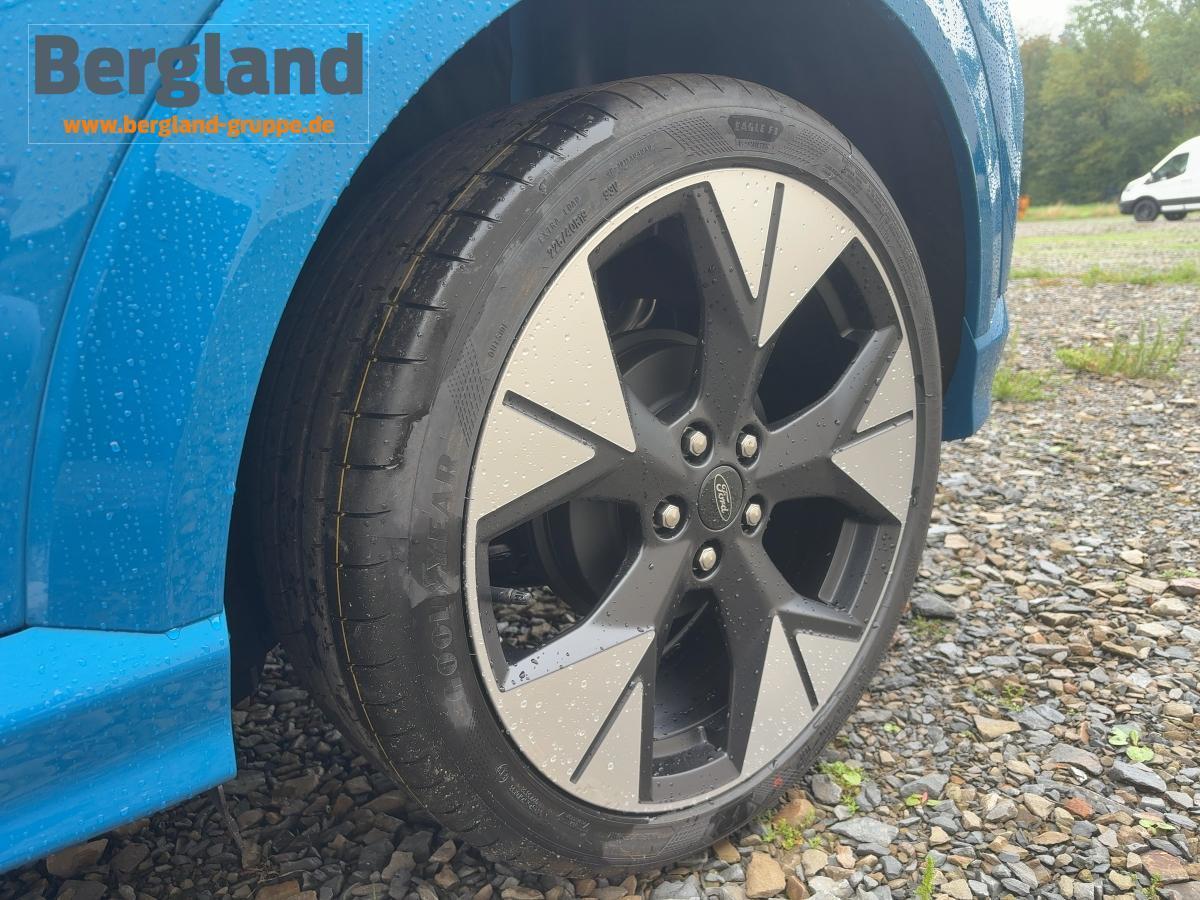 FORD ST-LINE X FORD ST-LINE X