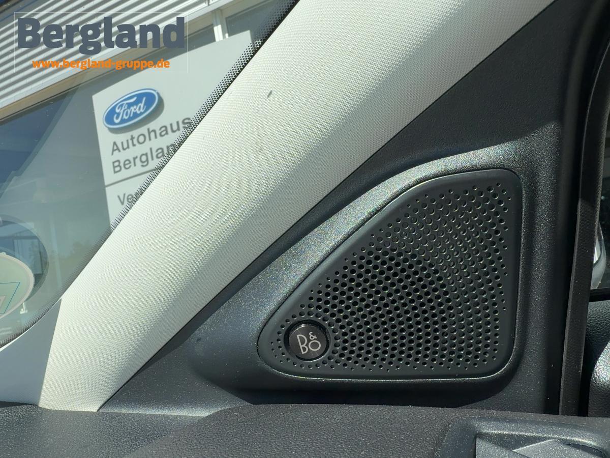 FORD Titanium X MHEV *B&O Play Sound *Navi FORD Titanium X MHEV *B&O Play Sound *Navi