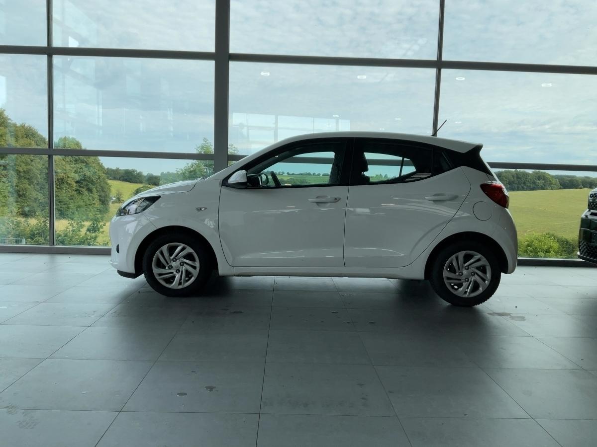 HYUNDAI Select (MY25) 1.0 Benzin (58 PS) 5-MT 2WD HYUNDAI Select (MY25) 1.0 Benzin (58 PS) 5-MT 2WD