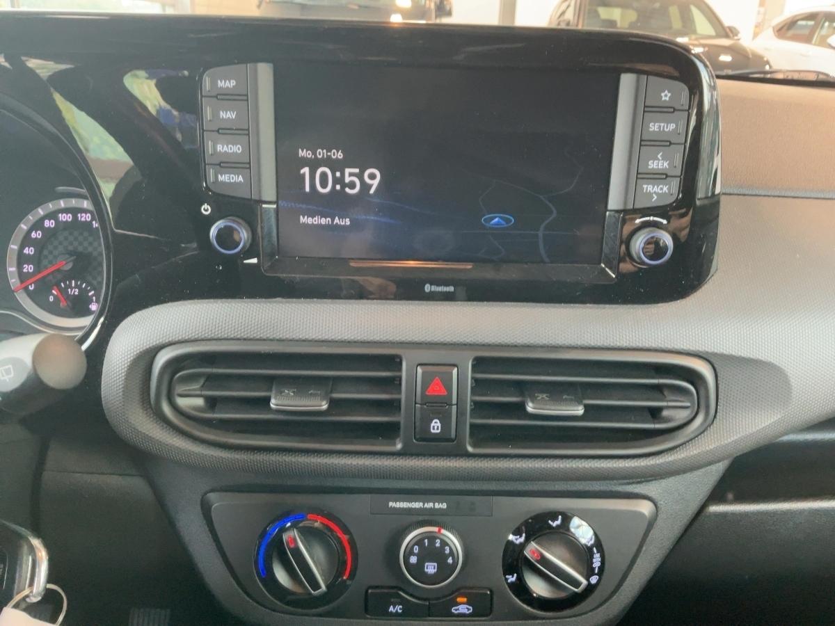 HYUNDAI Intro Edition 1,0L 67PS HYUNDAI Intro Edition 1,0L 67PS