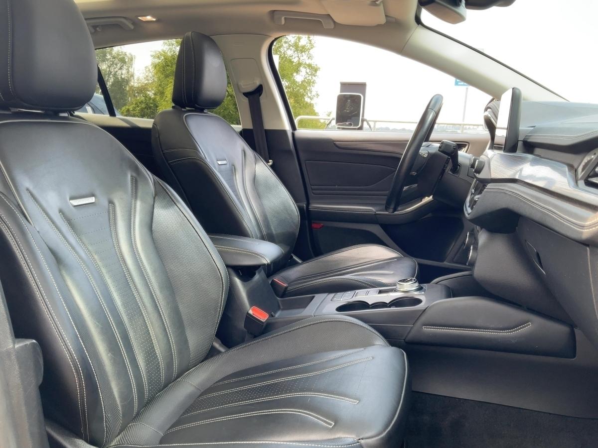 FORD Vignale 182PS AHK, Pano B&O FORD Vignale 182PS AHK, Pano B&O