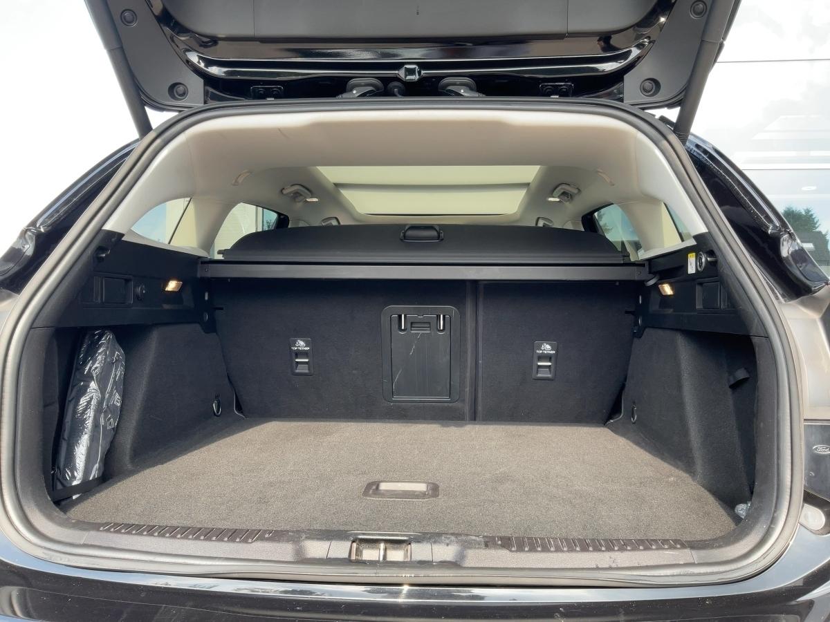 FORD Vignale 182PS AHK, Pano B&O FORD Vignale 182PS AHK, Pano B&O