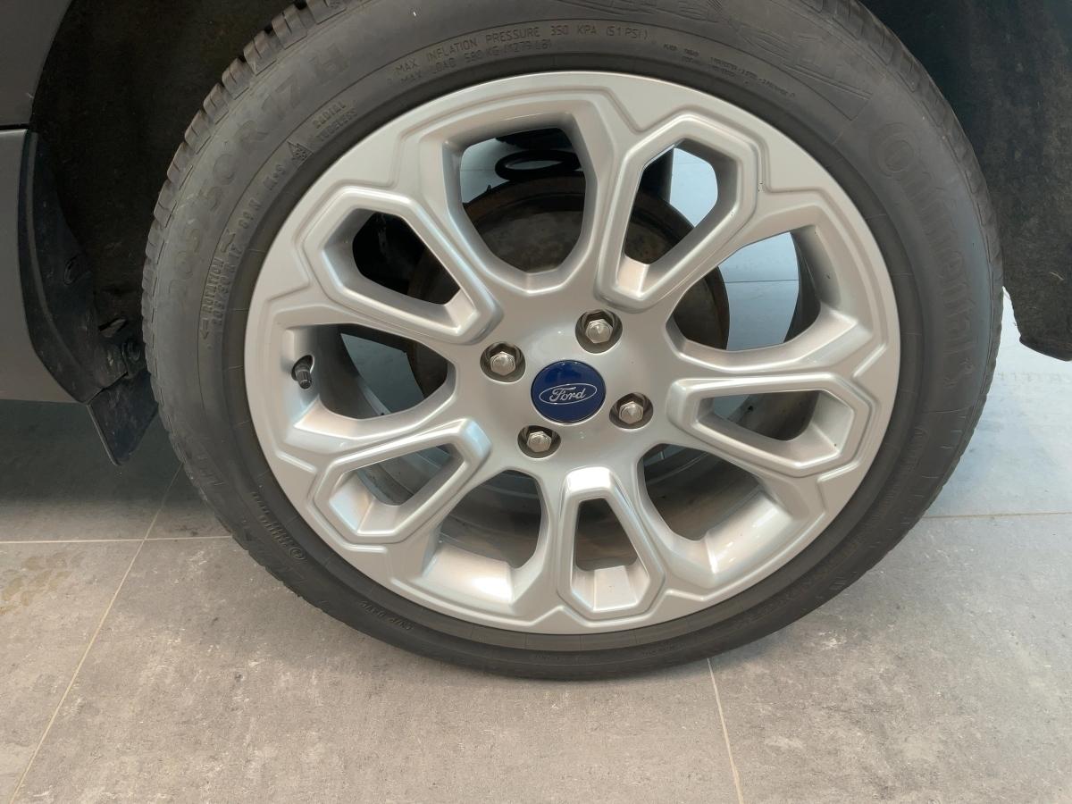 FORD Titanium 1,0L 125PS FORD Titanium 1,0L 125PS