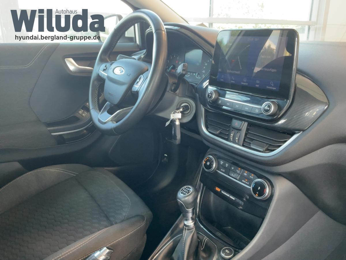 FORD Titanium 1,0 l EcoBoost Hybrid 92kW/125 PS FORD Titanium 1,0 l EcoBoost Hybrid 92kW/125 PS