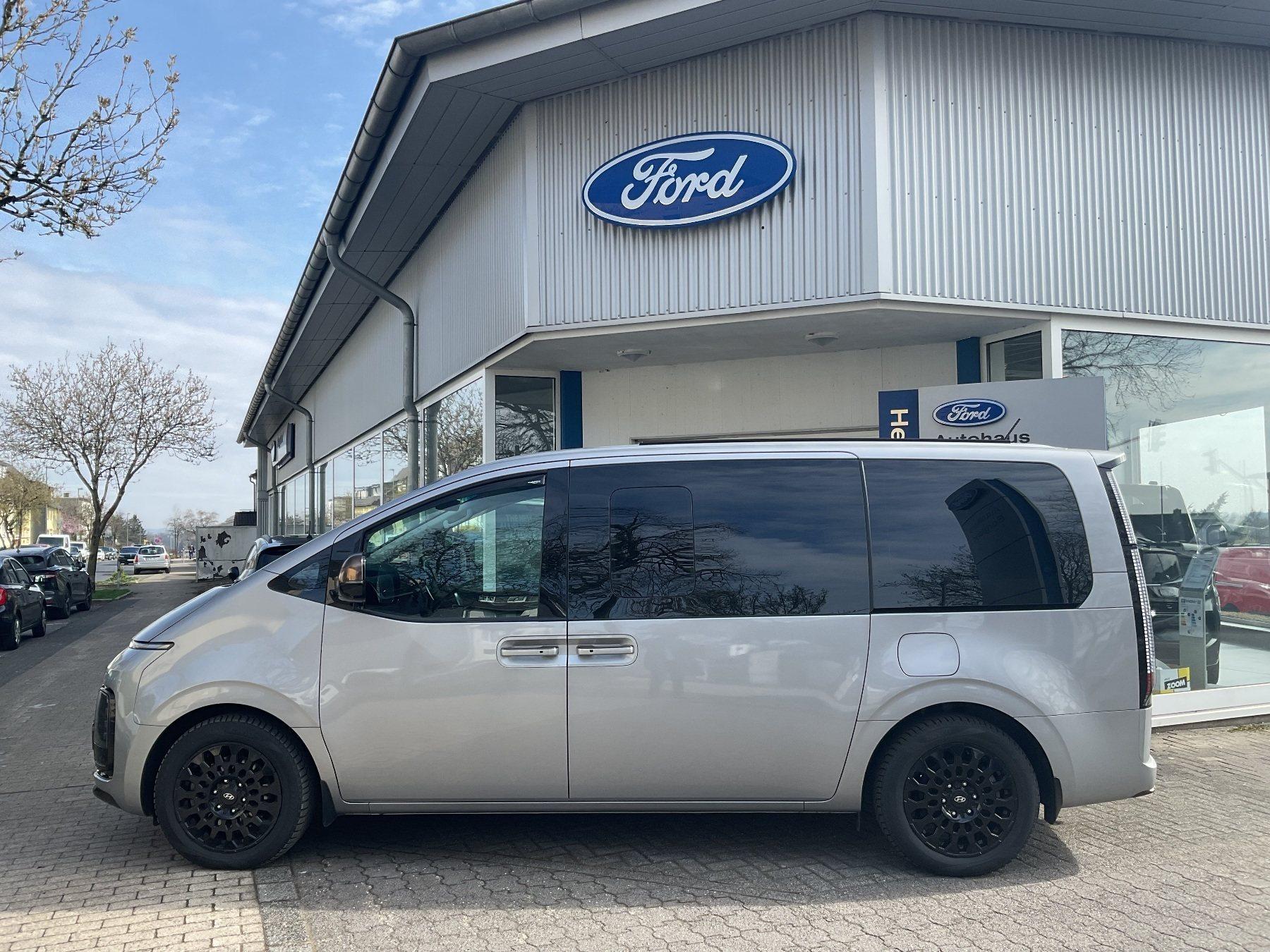 HYUNDAI 7-Sitzer 2.2 CRDi 177PS HYUNDAI 7-Sitzer 2.2 CRDi 177PS