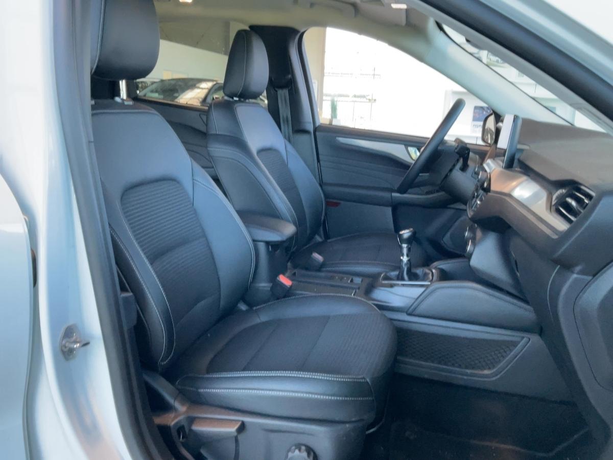 FORD Titanium X 1,5 l EcoBoost 110 kW (150 PS) FORD Titanium X 1,5 l EcoBoost 110 kW (150 PS)