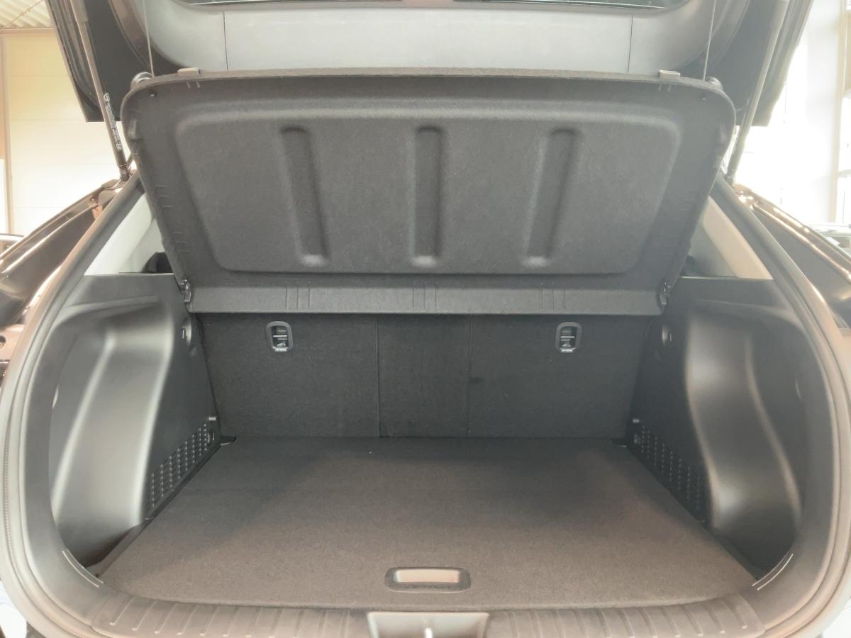 HYUNDAI Select MY27 1.0 115 PS HYUNDAI Select MY27 1.0 115 PS