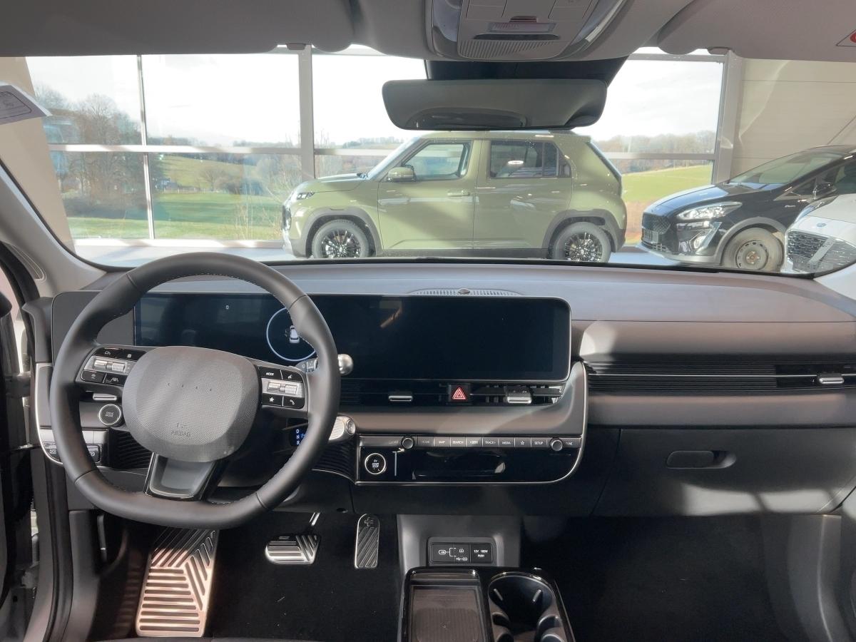 HYUNDAI CENTRIQ (MY26) 84 kWh 229 PS HYUNDAI CENTRIQ (MY26) 84 kWh 229 PS