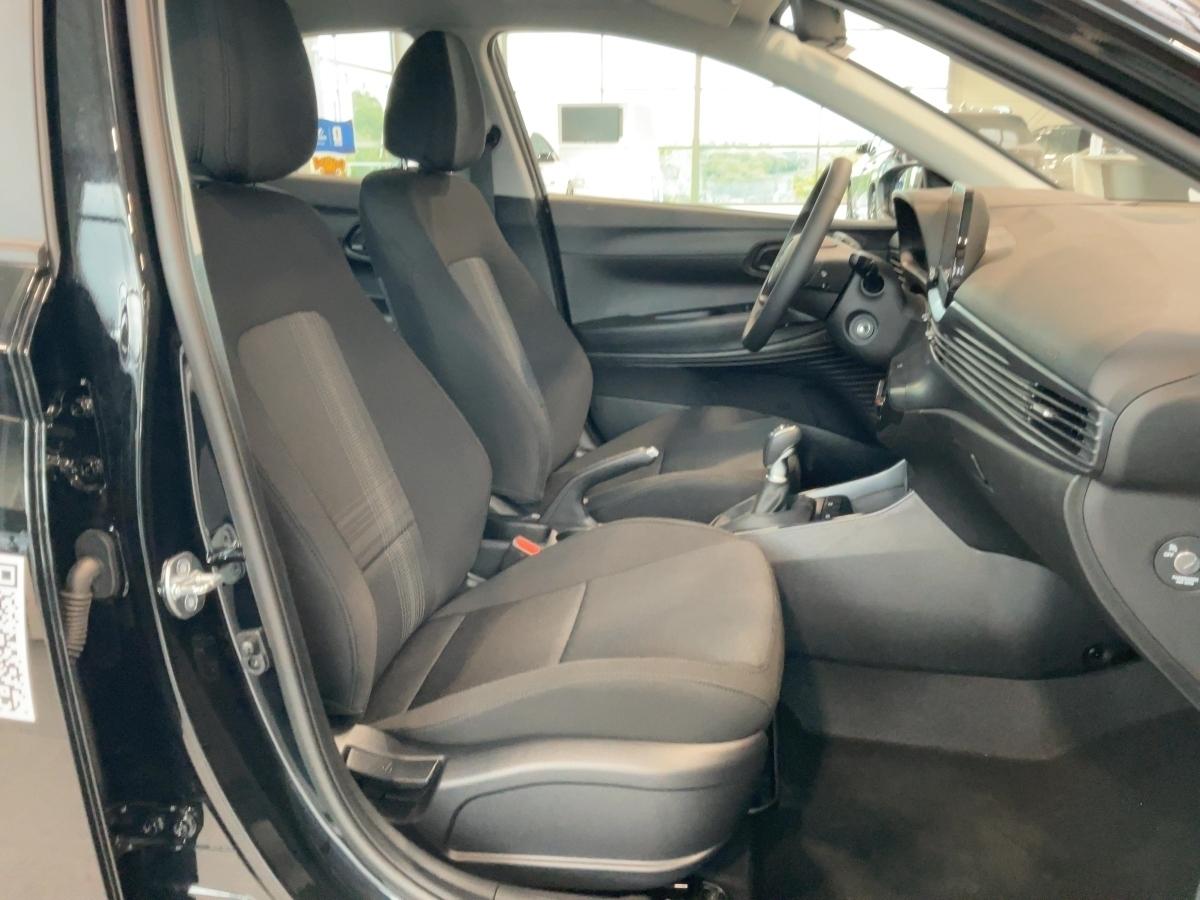 HYUNDAI Select (MY26) 1.0 T-GDI (90 PS) 6-MT 2WD HYUNDAI Select (MY26) 1.0 T-GDI (90 PS) 6-MT 2WD