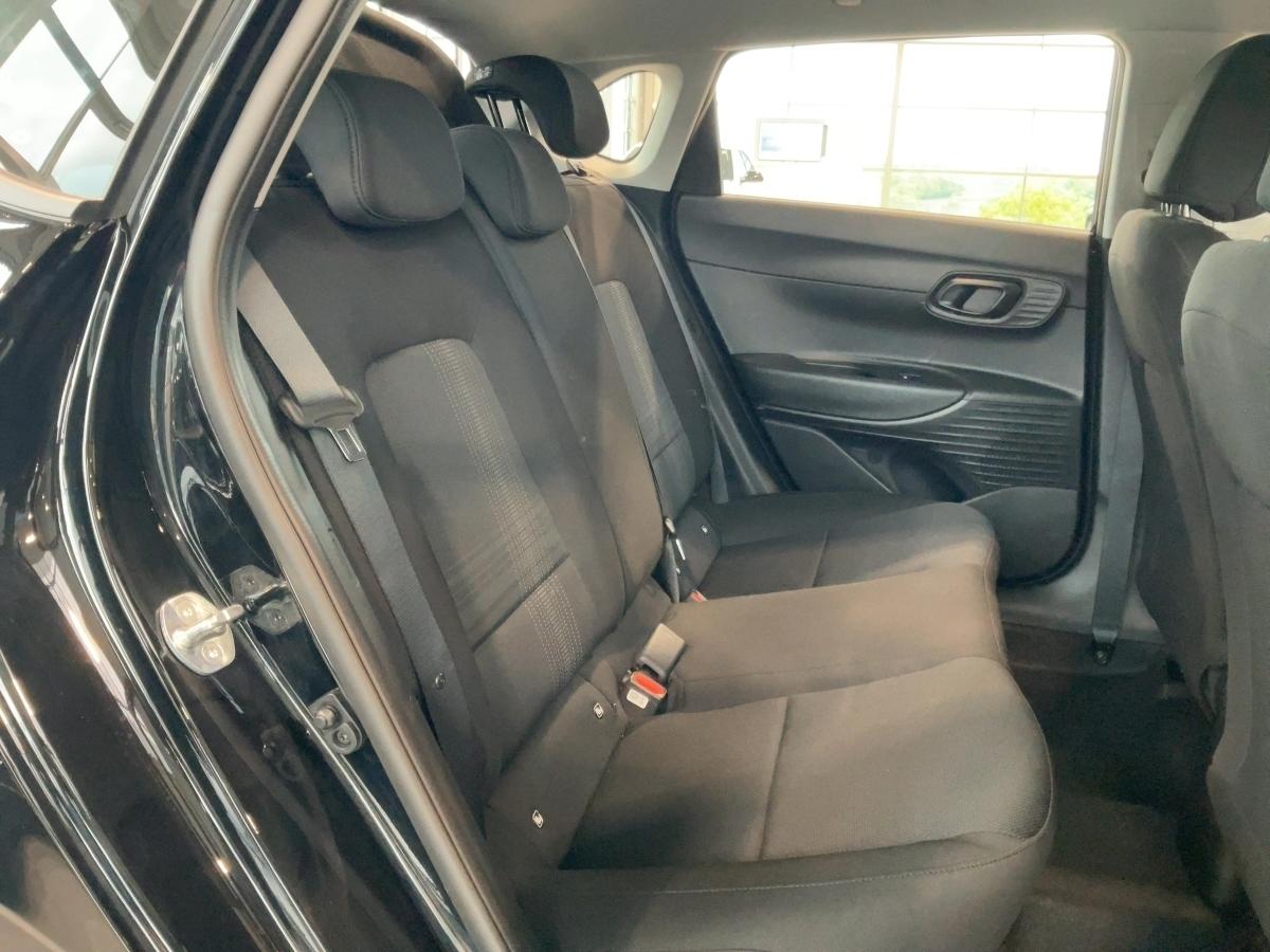 HYUNDAI Select (MY26) 1.0 T-GDI (90 PS) 6-MT 2WD HYUNDAI Select (MY26) 1.0 T-GDI (90 PS) 6-MT 2WD