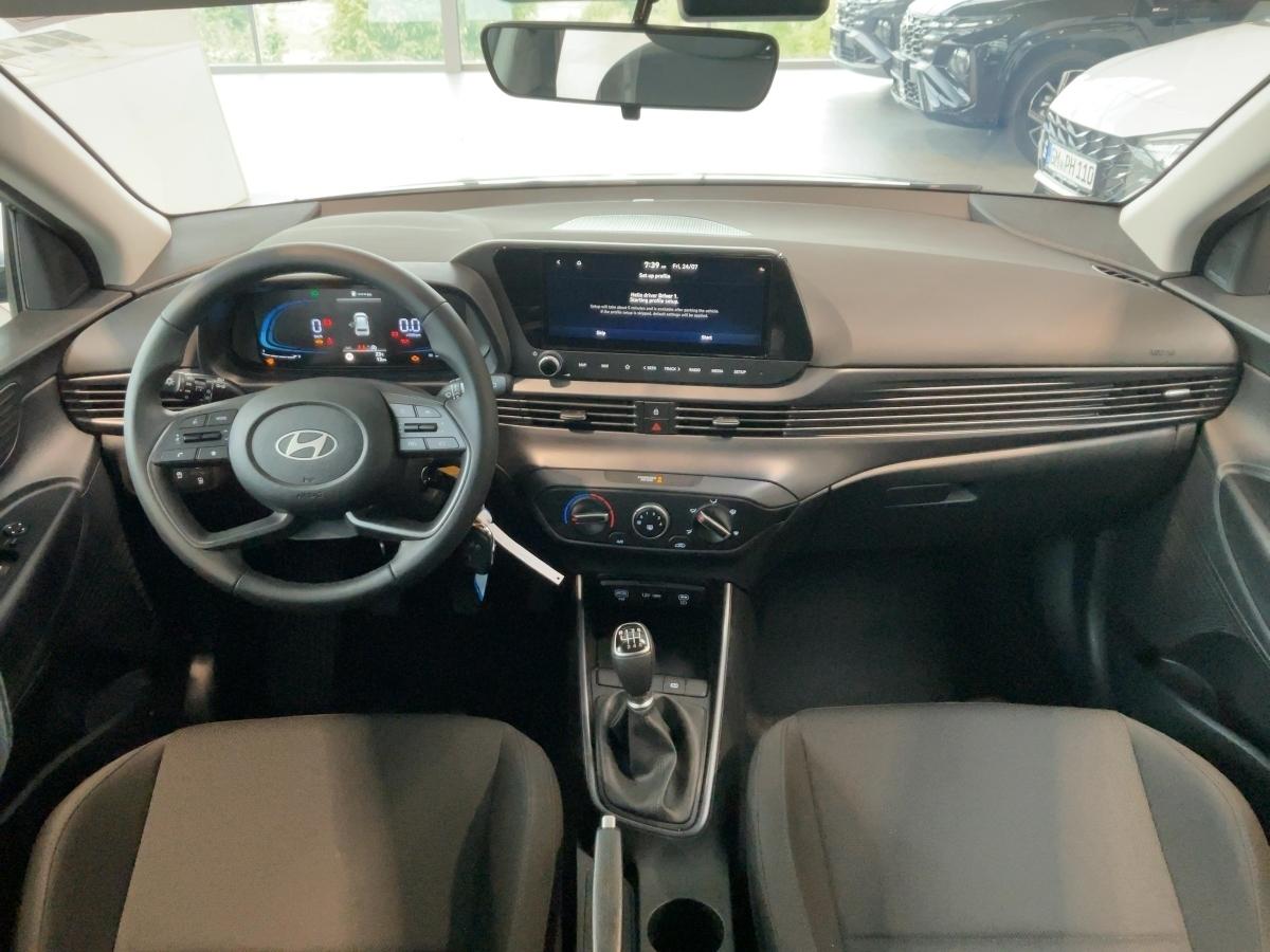 HYUNDAI Select 1.0 T-GDI (90PS) 6-M/T Frontantrieb HYUNDAI Select 1.0 T-GDI (90PS) 6-M/T Frontantrieb