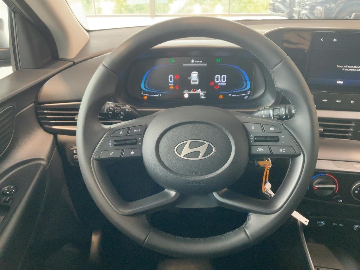 HYUNDAI Select 1.0 T-GDI (90PS) 6-M/T Frontantrieb HYUNDAI Select 1.0 T-GDI (90PS) 6-M/T Frontantrieb
