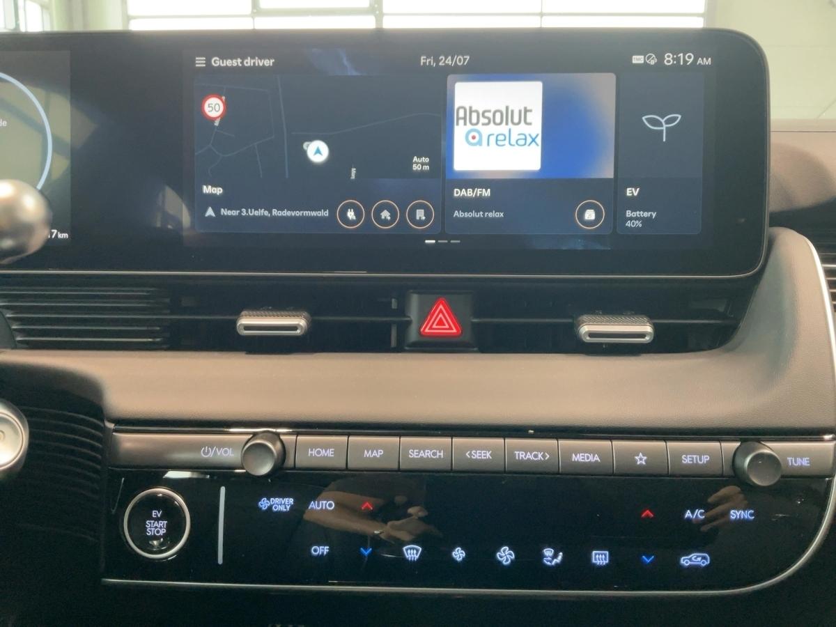 HYUNDAI UNIQ (MY26) 84 kWh 2WD (229 PS) HYUNDAI UNIQ (MY26) 84 kWh 2WD (229 PS)
