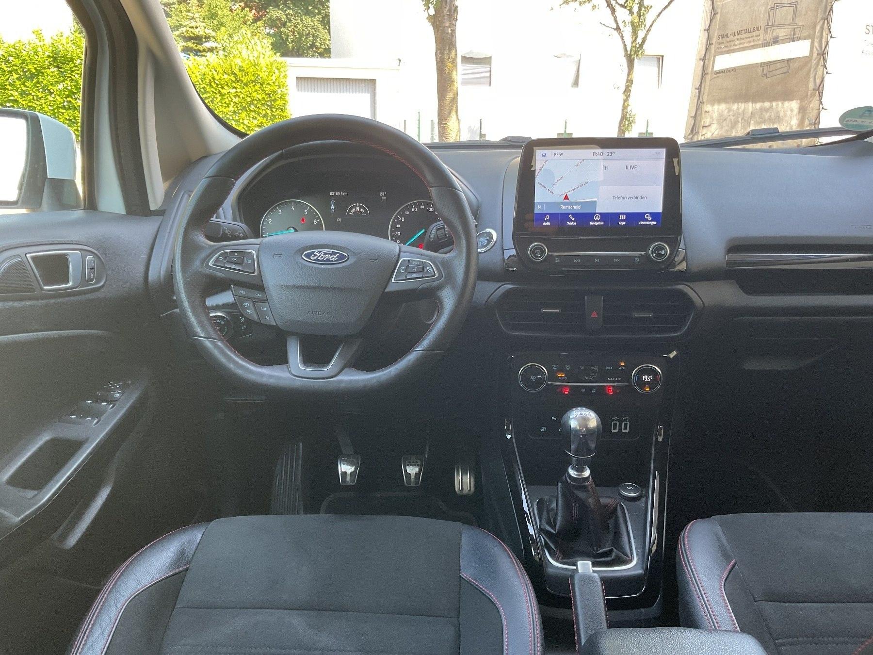 FORD ST-Line 140PS *PDC*RFK*SHZ*NAVI*Ke*GRA* FORD ST-Line 140PS *PDC*RFK*SHZ*NAVI*Ke*GRA*