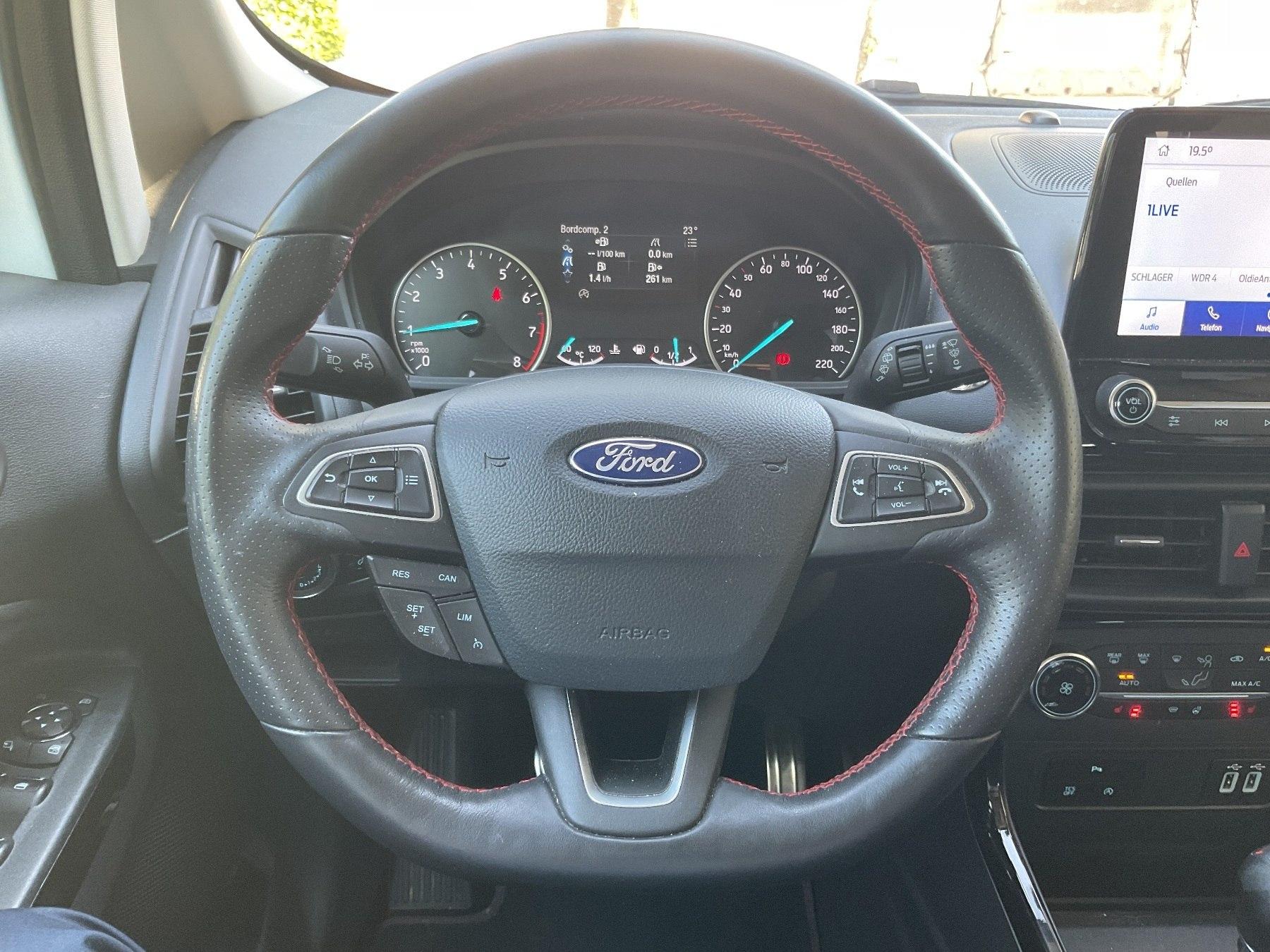 FORD ST-Line 140PS *PDC*RFK*SHZ*NAVI*Ke*GRA* FORD ST-Line 140PS *PDC*RFK*SHZ*NAVI*Ke*GRA*