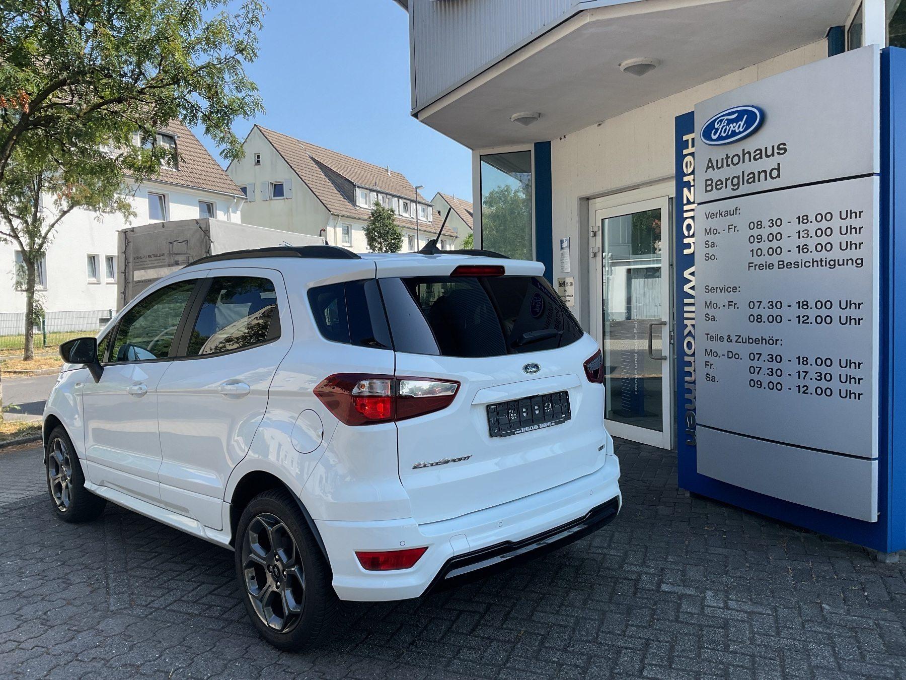 FORD ST-Line 140PS *PDC*RFK*SHZ*NAVI*Ke*GRA* FORD ST-Line 140PS *PDC*RFK*SHZ*NAVI*Ke*GRA*