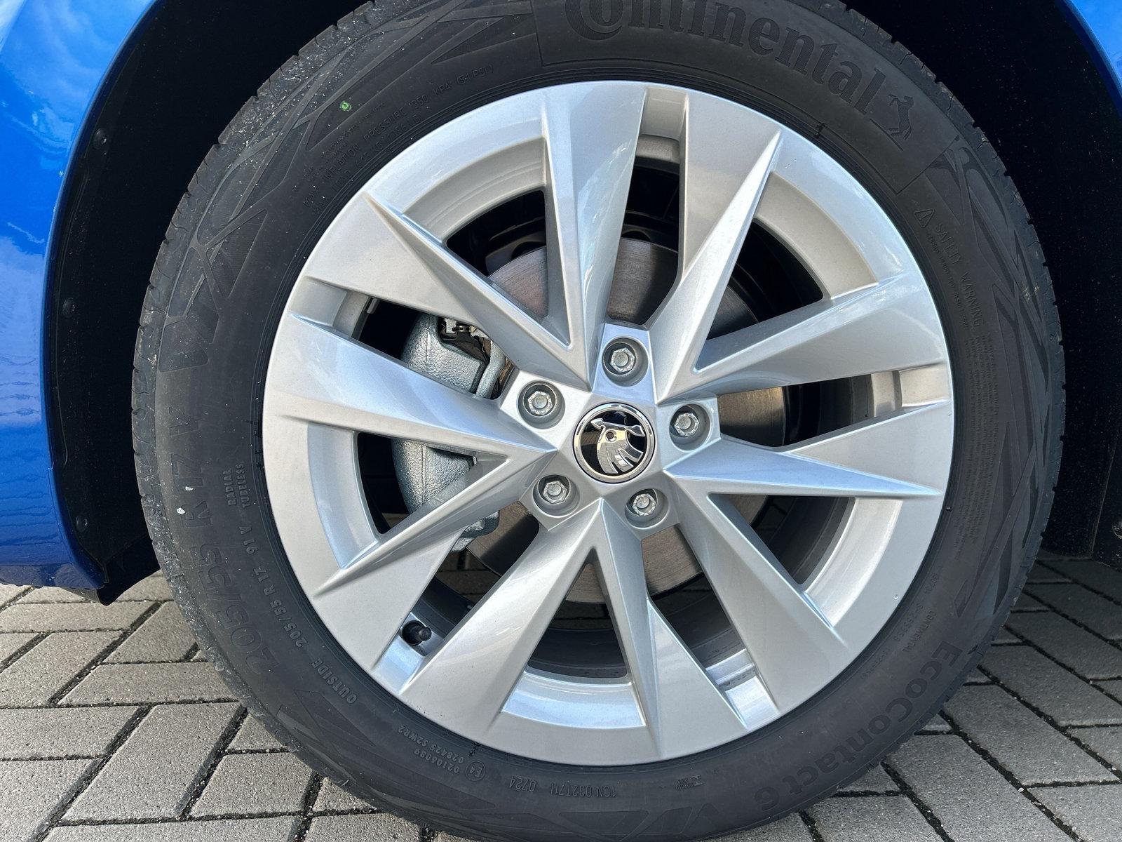 Fahrzeug-Bild 14