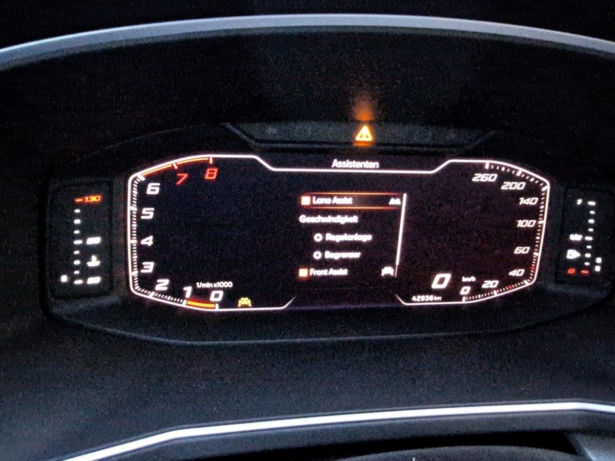 Fahrzeug-Bild 12